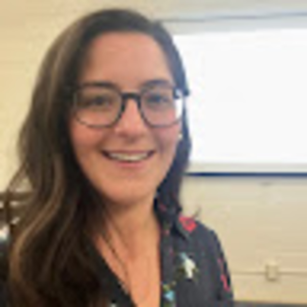Meet your Posher, Elena